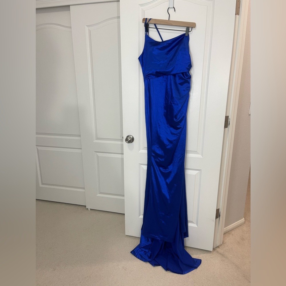 SHEIN Love and Lemonade One Shoulder Formal Dress - Picture 8 of 10